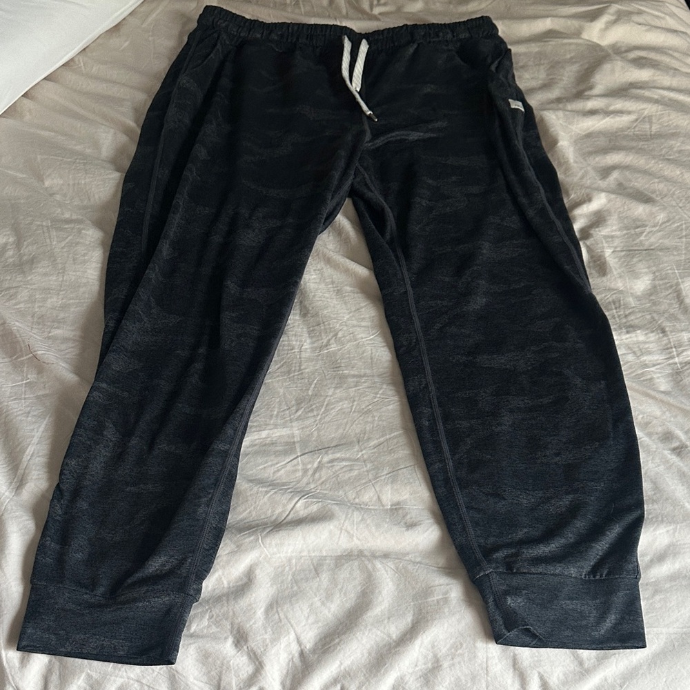 Vuori Black Charcoal Jogger Sweatpants